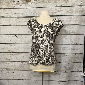 Geoffrey Beene Sport Top Brown and white Size MED  EUC